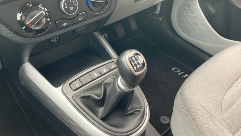 Hyundai i10 1.2 MPi Premium 5dr Petrol Hatchback